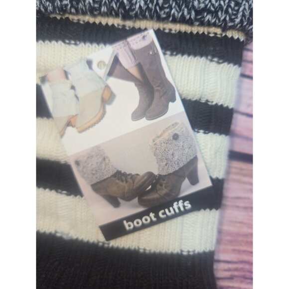 2 Pack Boot Cuffs With Lace Trim - Knit Design - Picture 2 of 5